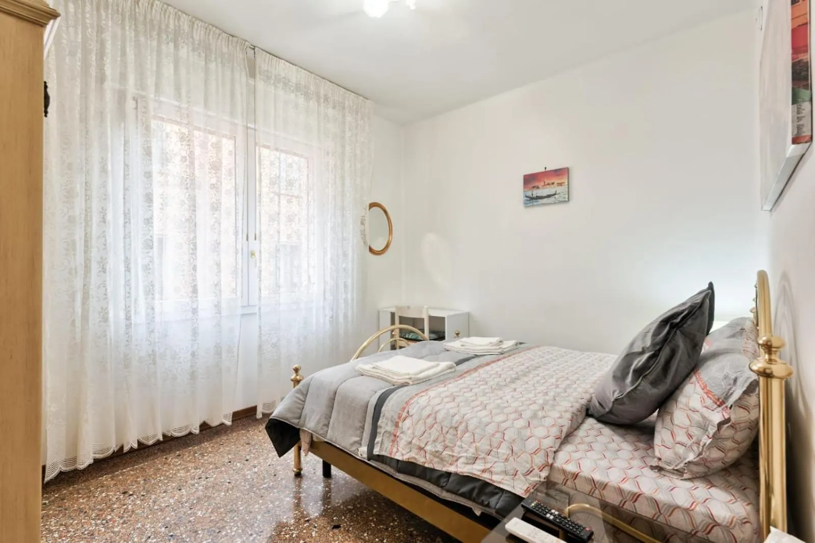 City Living Guest House Venice Room