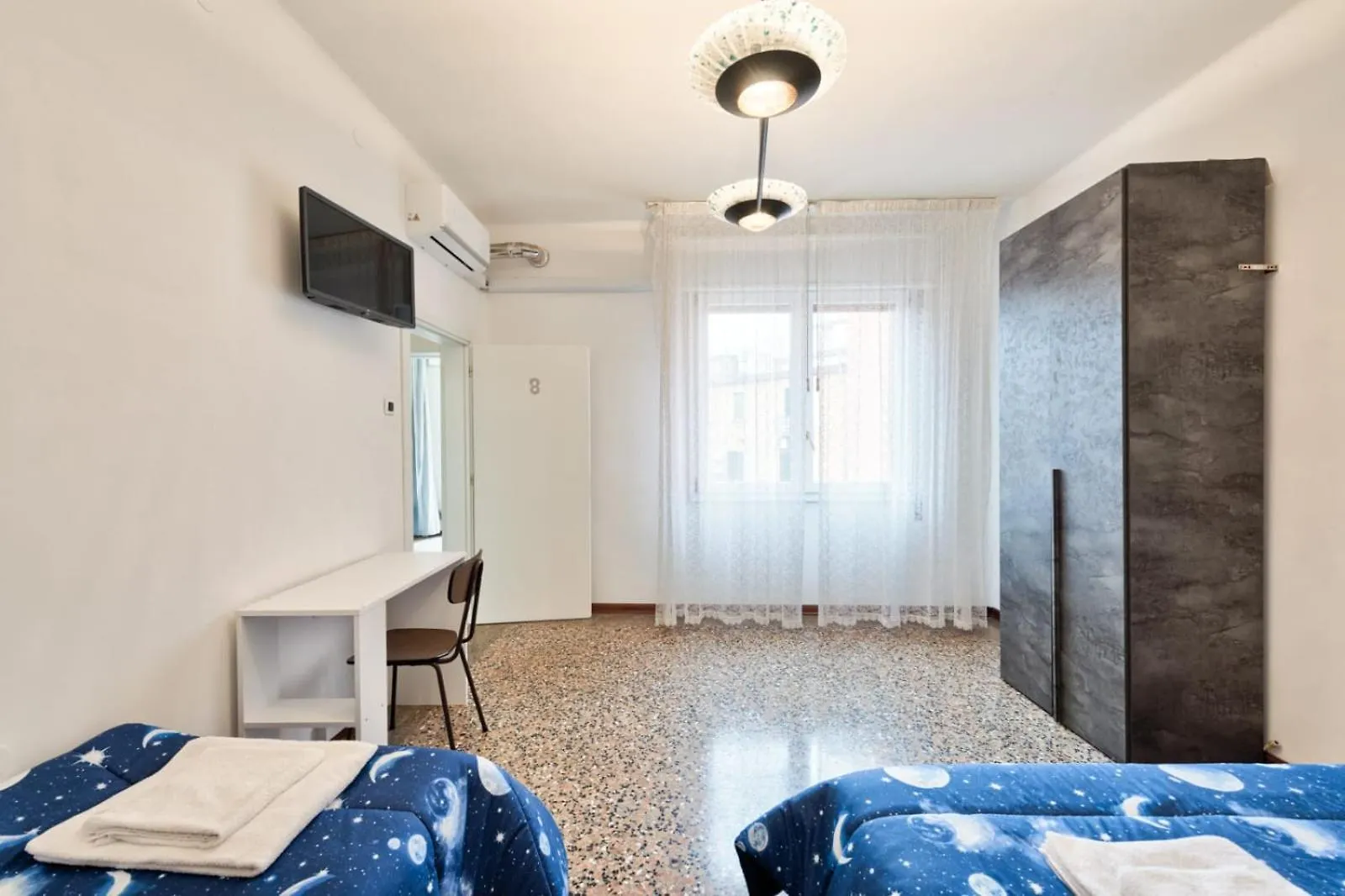 City Living Guest House Venice Room 0*,  Italy