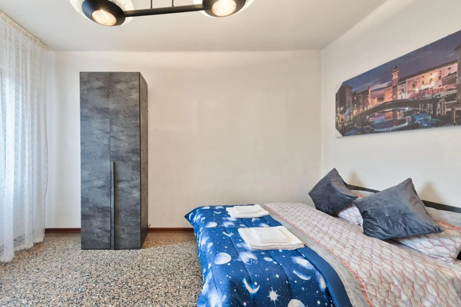 City Living Guest House Venice Room